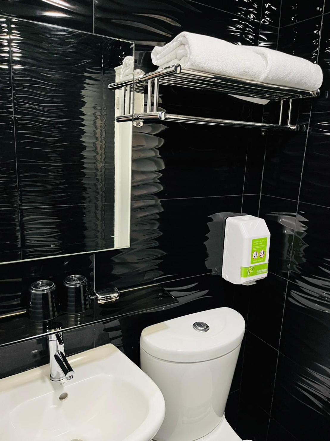 טאיצ'ונג Kiwi Express Hotel - Zhongqing מראה חיצוני תמונה