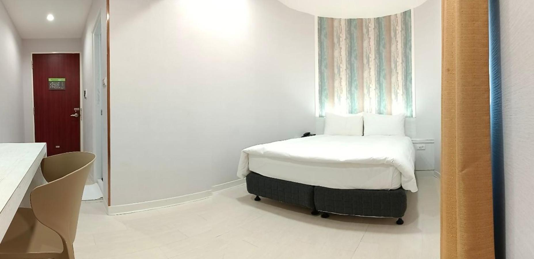טאיצ'ונג Kiwi Express Hotel - Zhongqing מראה חיצוני תמונה